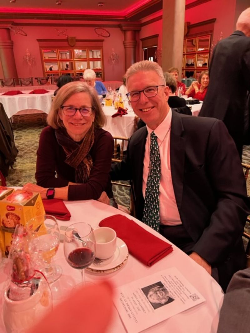 ./Gallery/2022 Christmas Party/IMG_2590.jpg